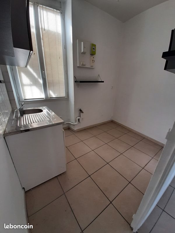 Appartement à louer, 61m², Nîmes