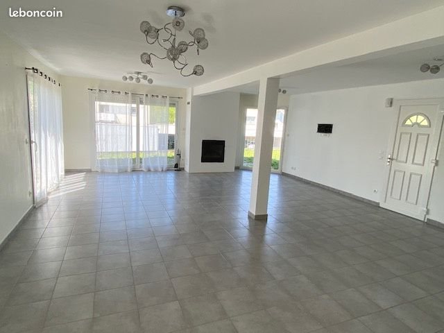 Maison à louer, 160m², Grésy-sur-Aix