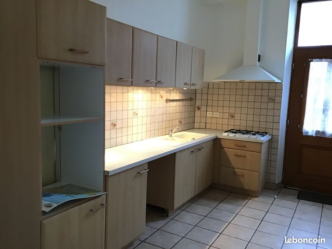 Appartement à louer, 98m², Villeneuve-sur-Yonne