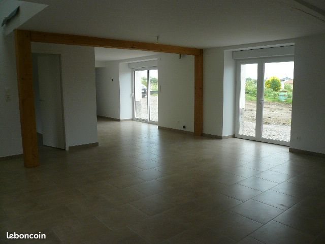 Maison à louer, 160m², Moncoutant