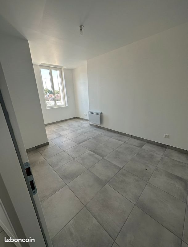 Appartement à louer, 65m², La Fère