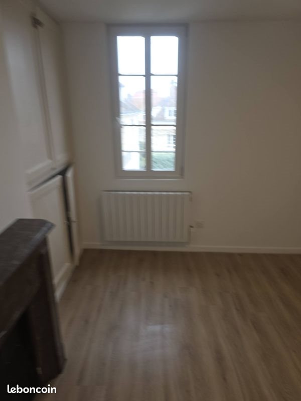 Appartement à louer, 69m², Tonnerre
