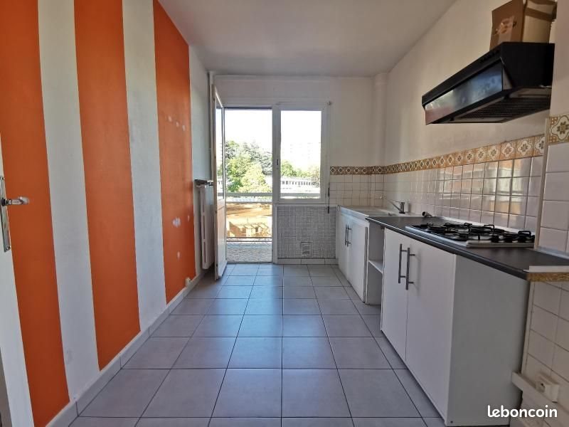 Appartement à louer, 43m², Saint-Etienne