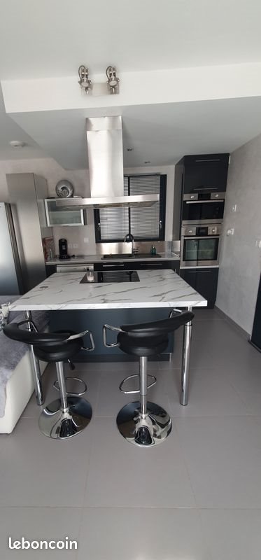 Maison à louer, 75m², Donzère