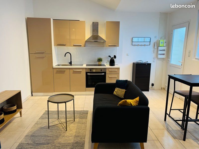 Appartement à louer, 29m², Reims