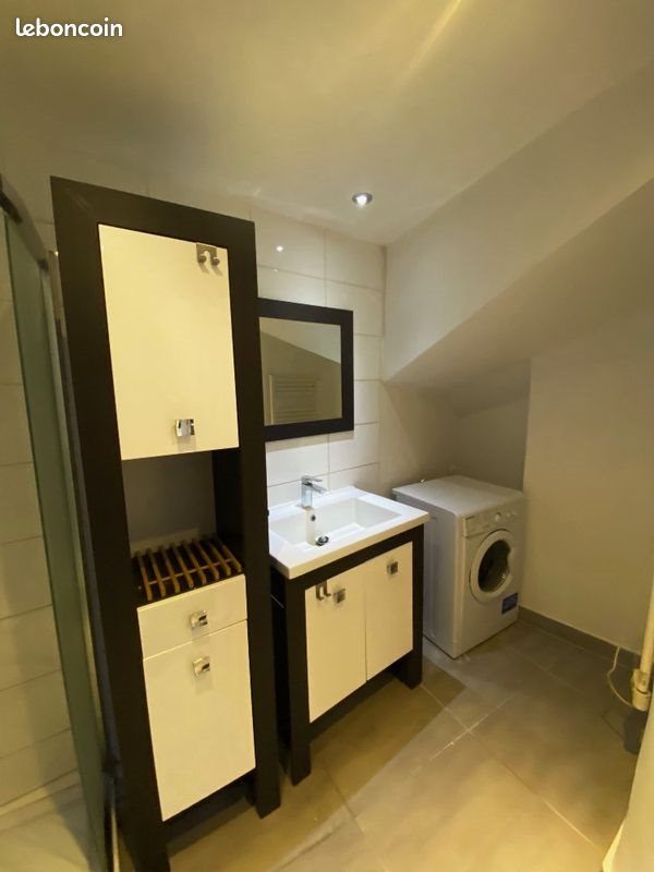 Appartement à louer, 34m², Simiane-Collongue