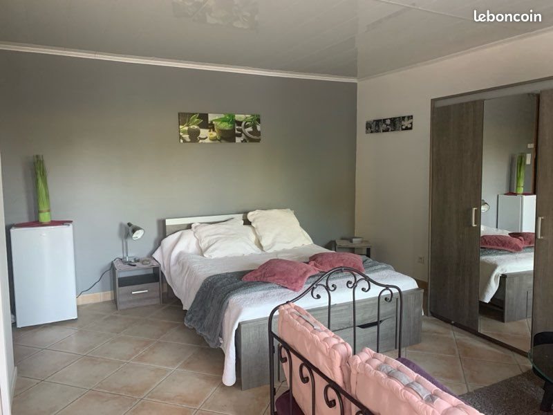 Appartement à louer, 30m², Saint-Sauveur-Lalande