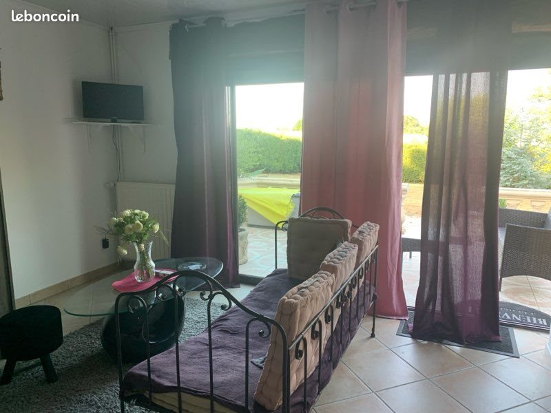 Appartement à louer, 30m², Saint-Sauveur-Lalande