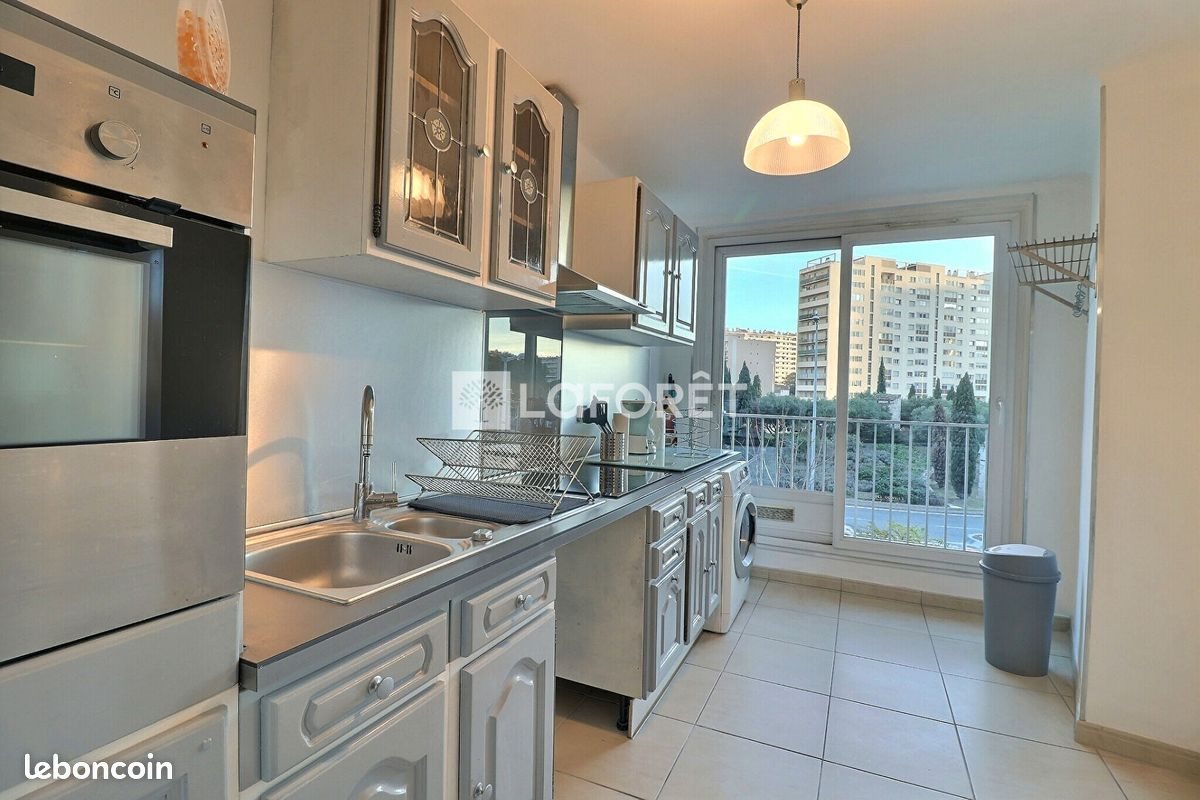 Appartement à louer, 70m², Toulon