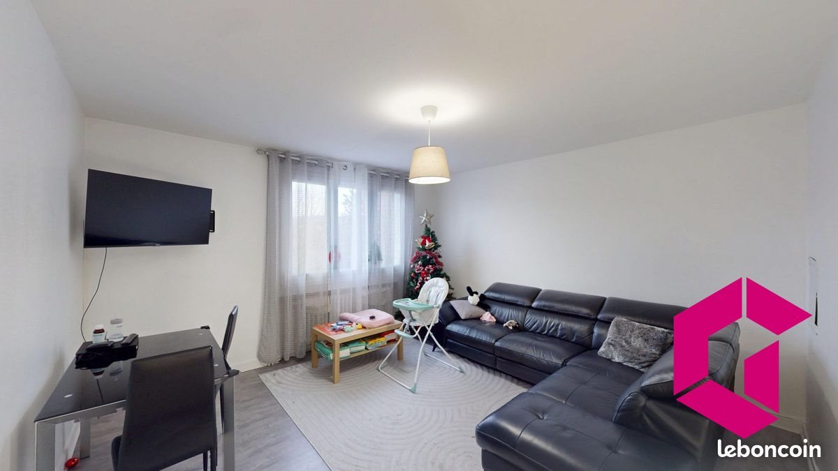 Appartement à vendre, 72m², Le Chambon-Feugerolles