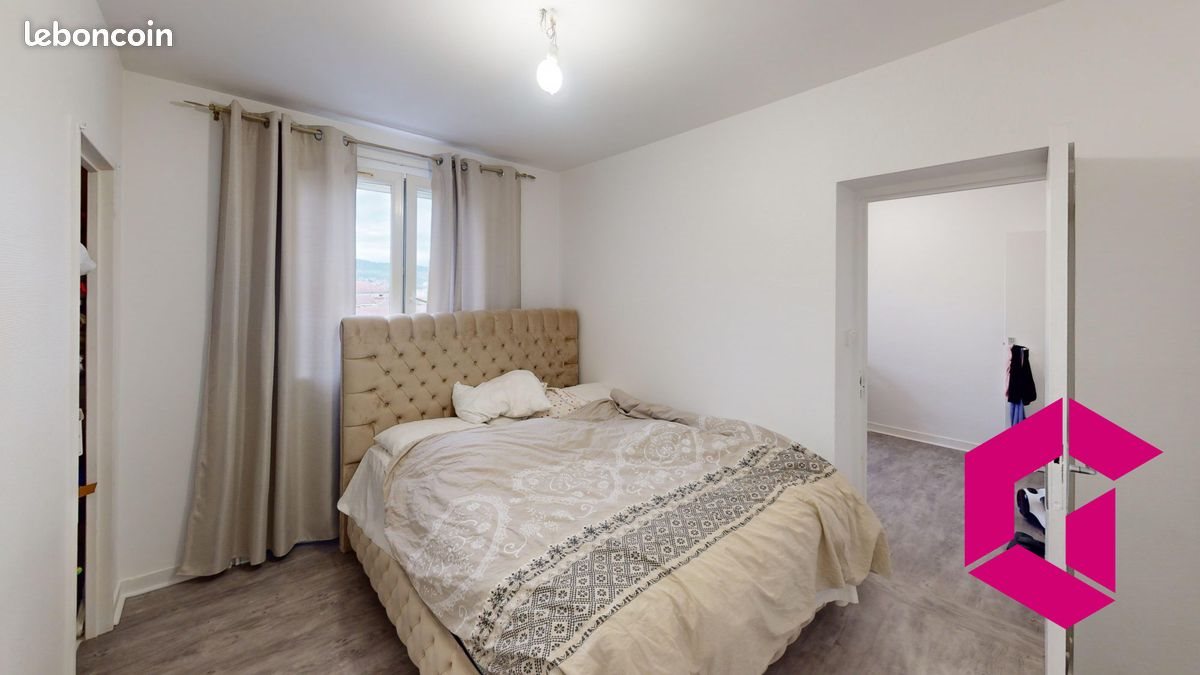 Appartement à vendre, 72m², Le Chambon-Feugerolles