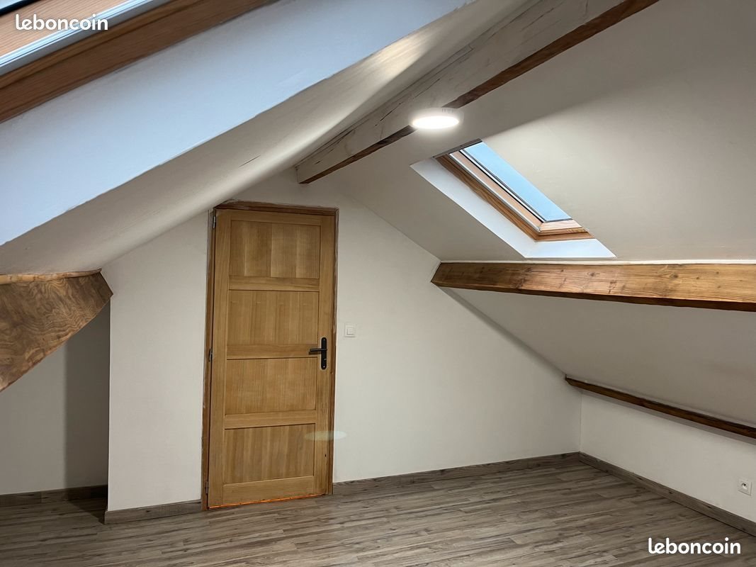 Maison à louer, 110m², Illies
