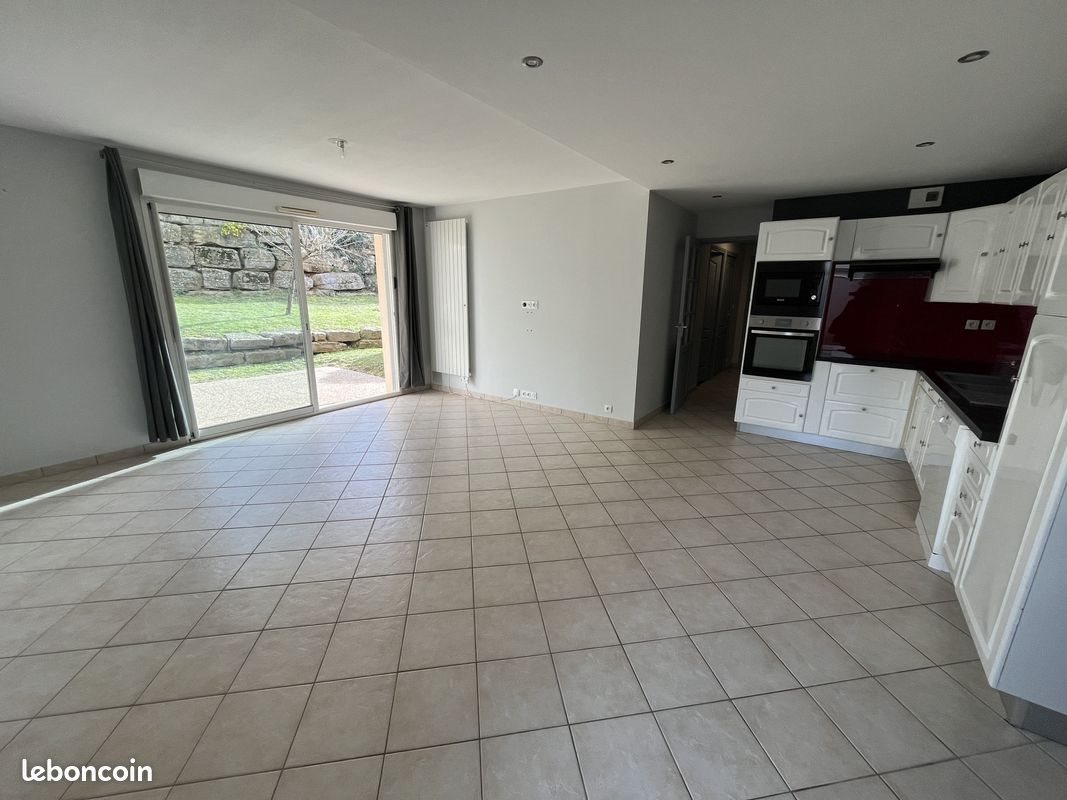 Appartement à louer, 60m², Luc-la-Primaube