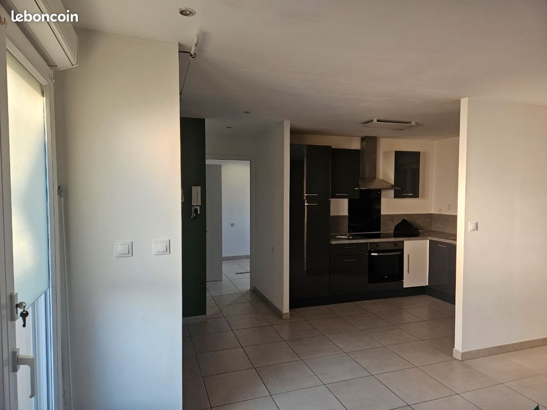 Appartement à louer, 50m², Saint-Saturnin-lès-Avignon