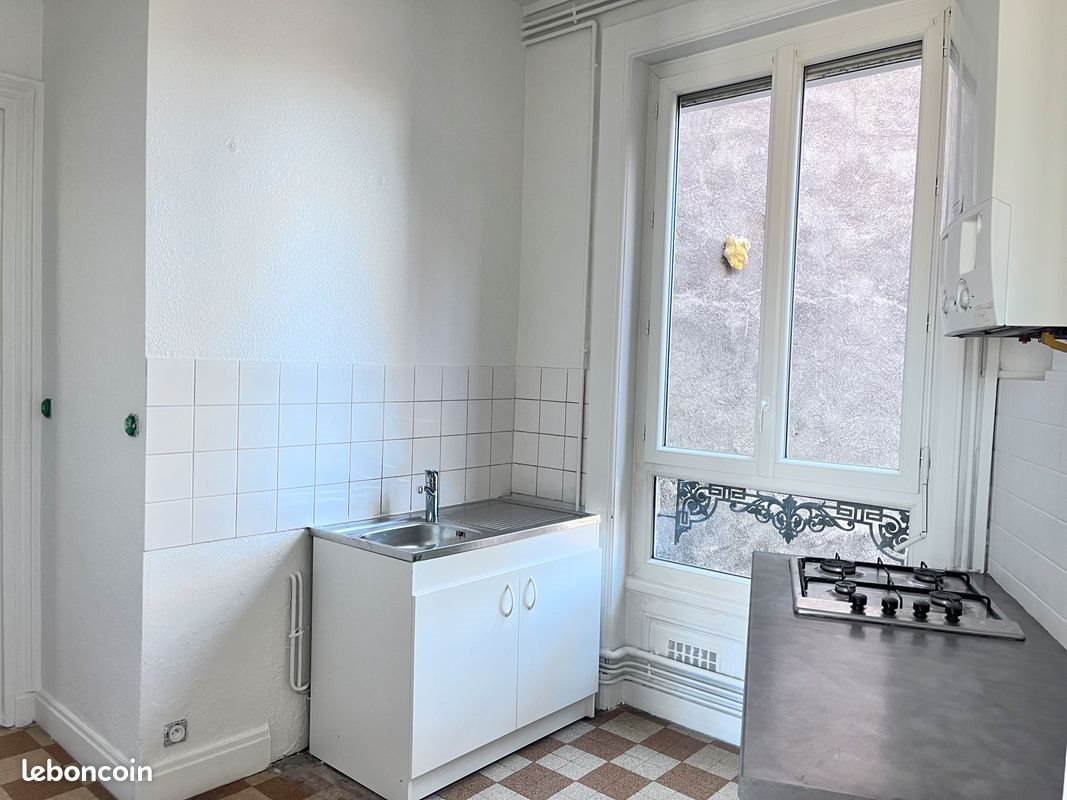 Appartement à louer, 50m², Saint-Etienne