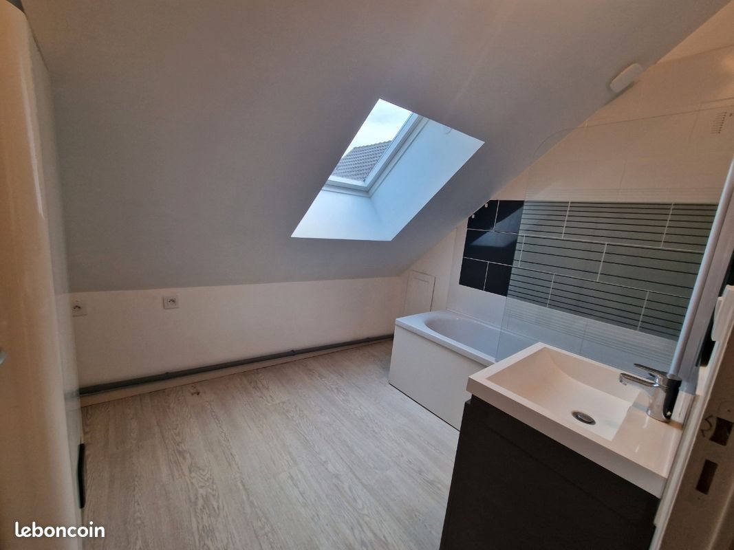 Appartement à louer, 46m², Souvigny