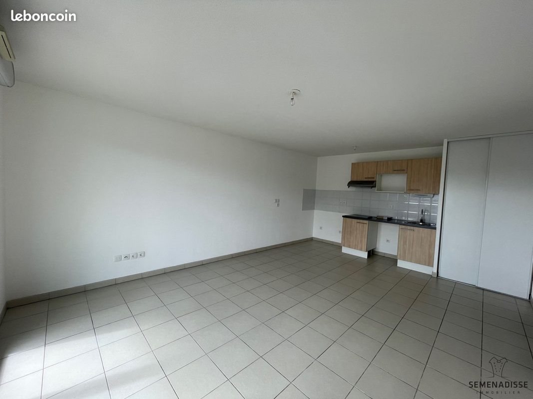 Appartement à louer, 61m², Roques