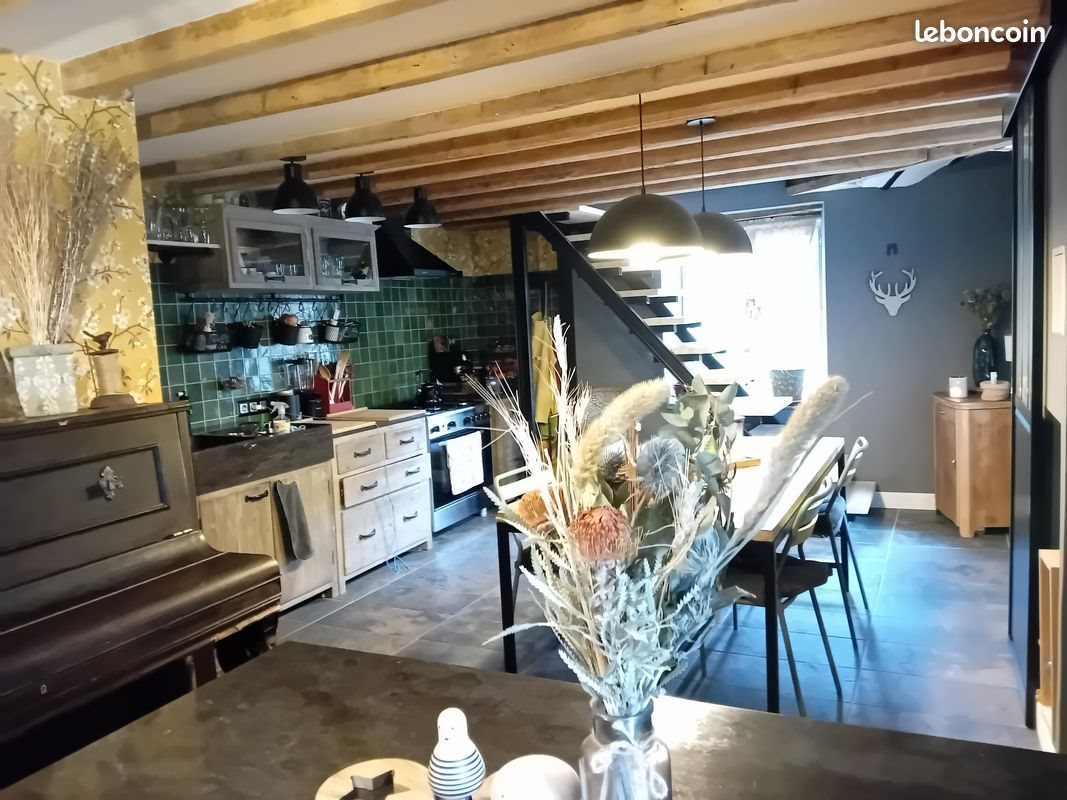 Maison à vendre, 100m², Celles-sur-Durolle