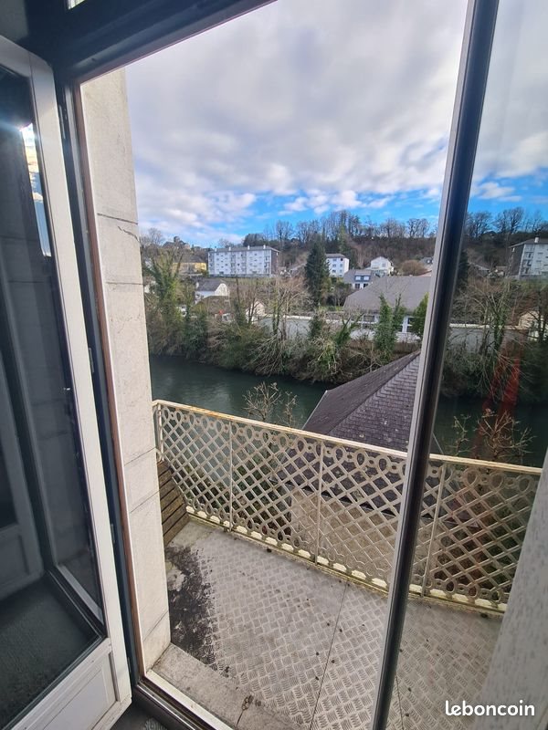 Appartement à louer, 100m², Oloron-Sainte-Marie