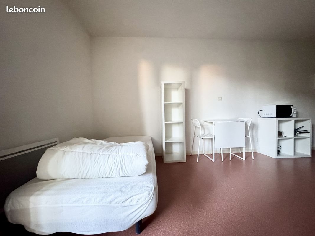 Appartement à louer, 15m², Nîmes