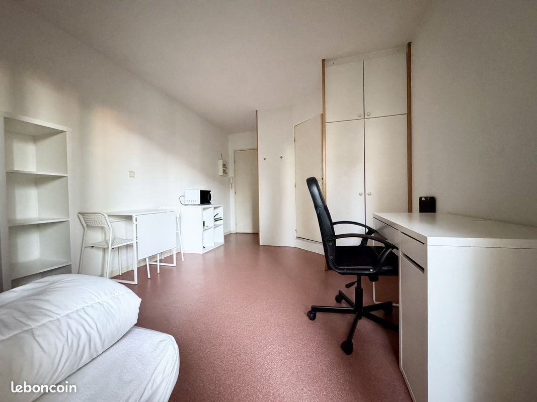 Appartement à louer, 15m², Nîmes