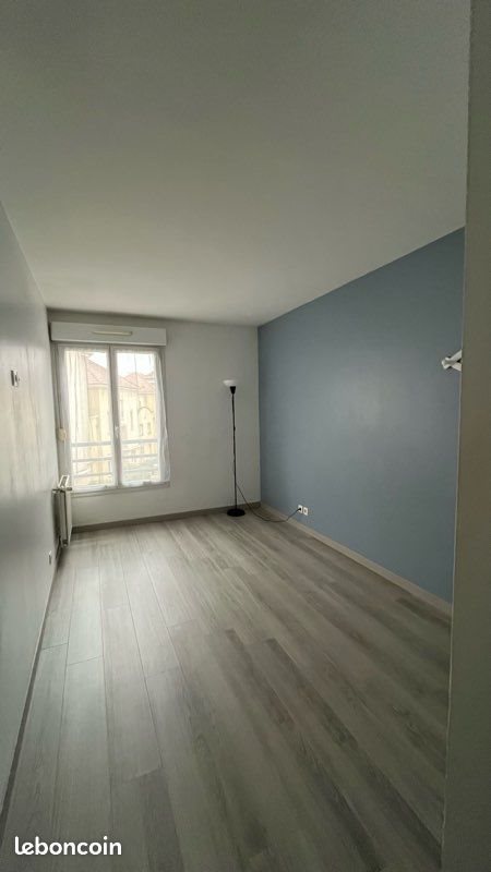 Appartement à louer, 49m², Elancourt