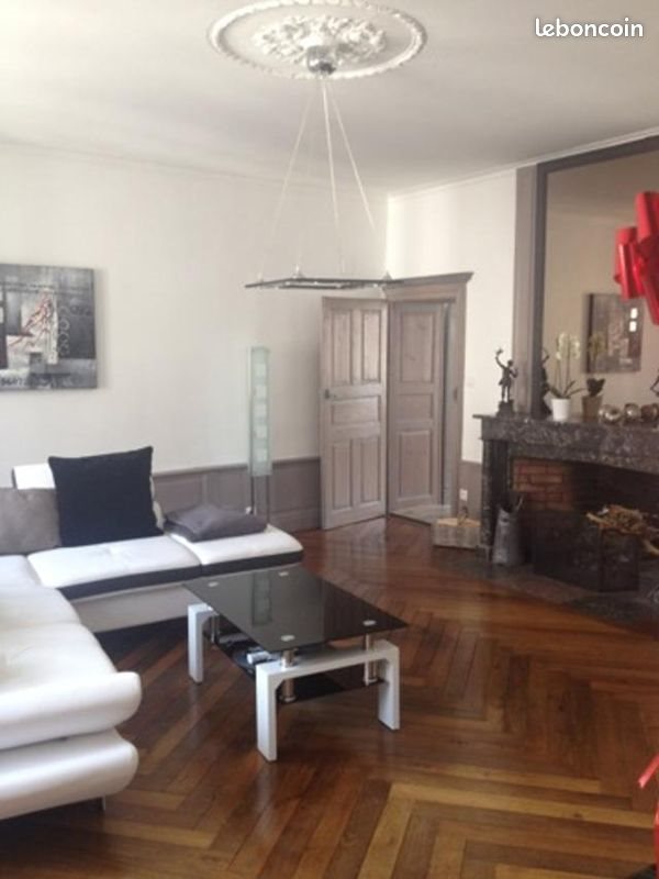 Appartement à louer, 145m², Gray