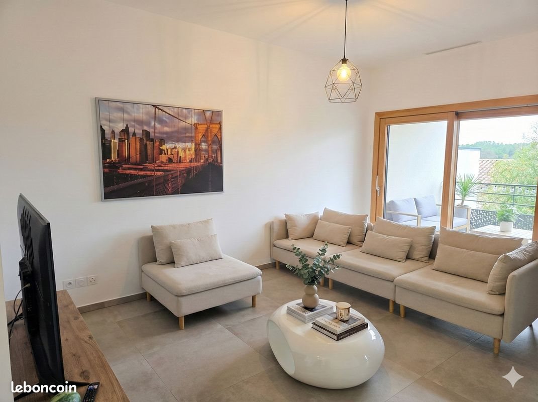 Appartement à louer, 77m², Montarnaud