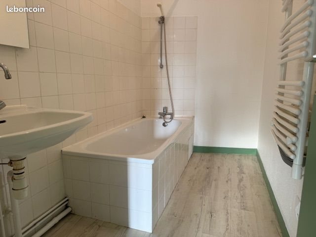 Appartement à louer, 42m², Feurs
