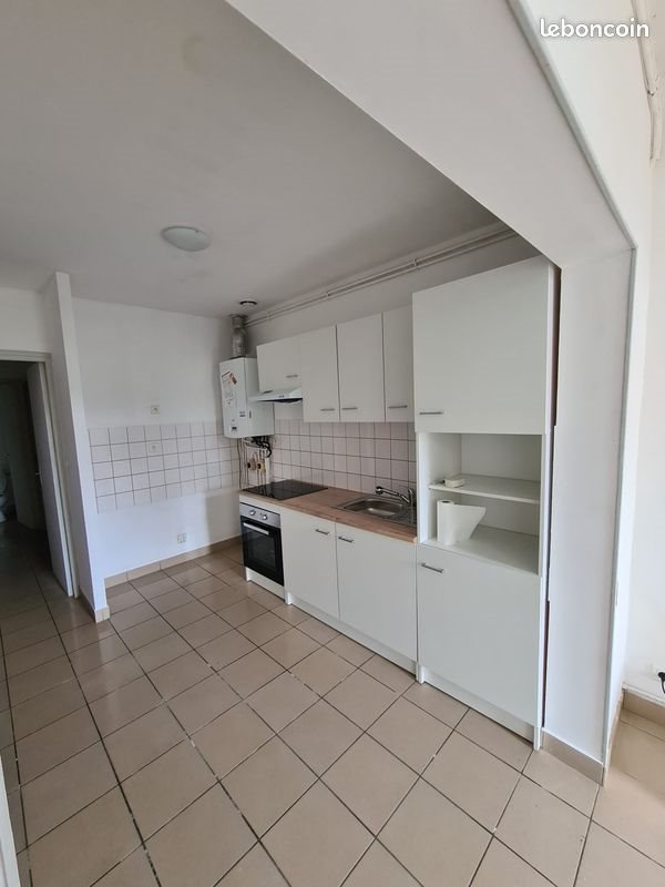 Appartement à louer, 70m², Cavignac