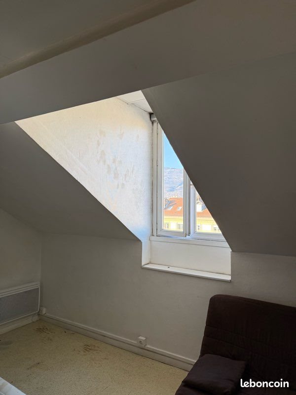 Appartement à louer, 21m², Grenoble