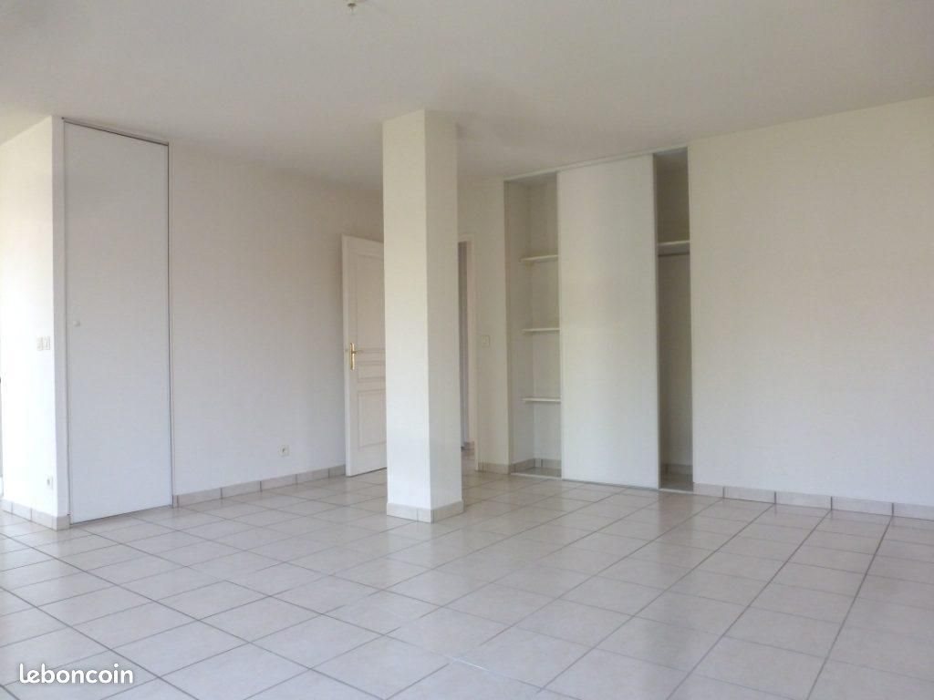 Appartement à louer, 80m², Bourg-de-Péage