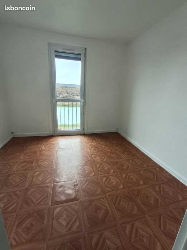 Appartement à louer, 57m², Noyon