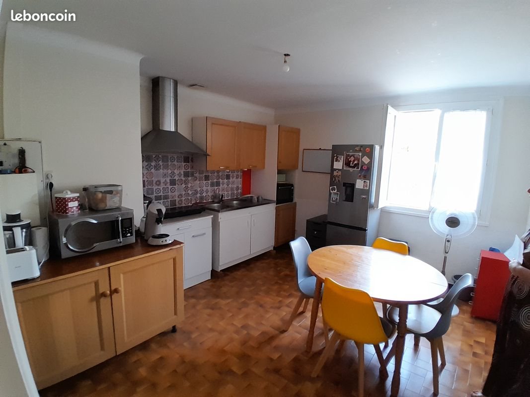 Appartement à louer, 65m², Villefort