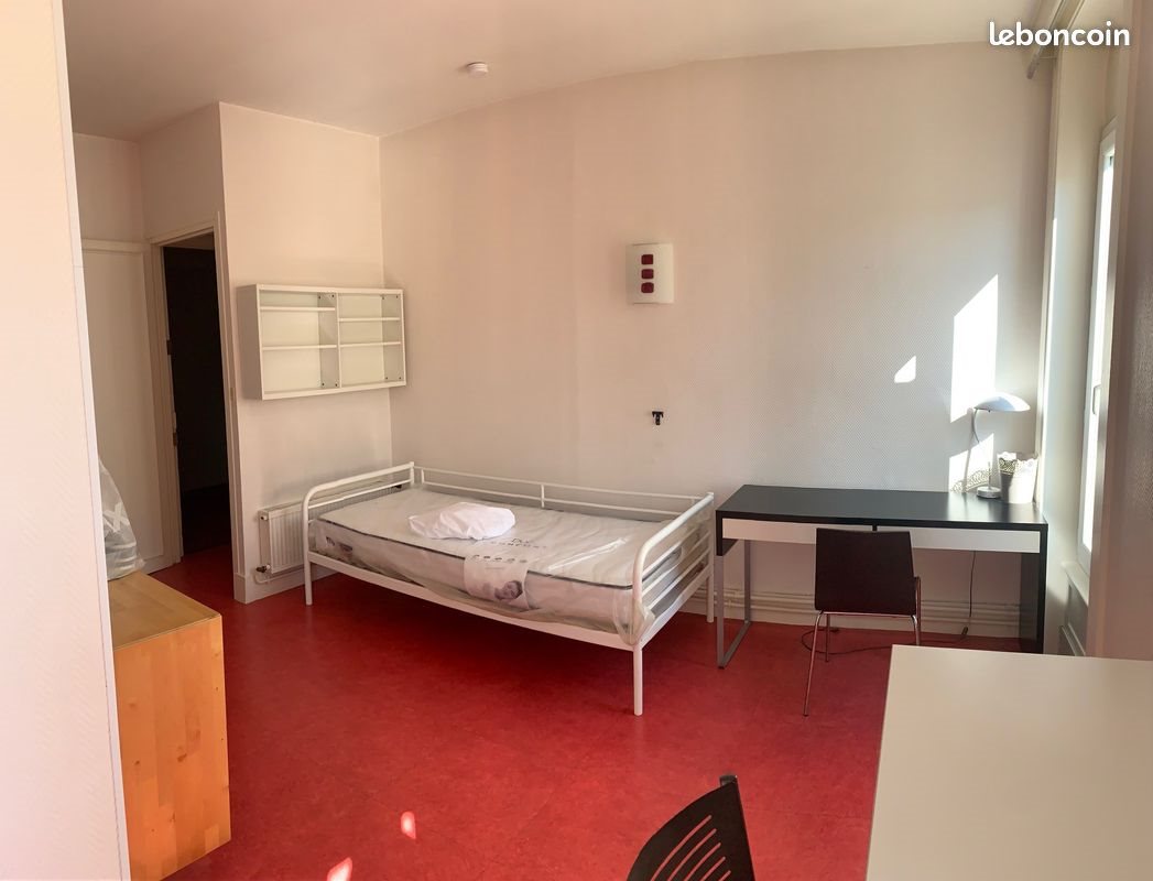 Appartement à louer, 25m², Saint-Etienne