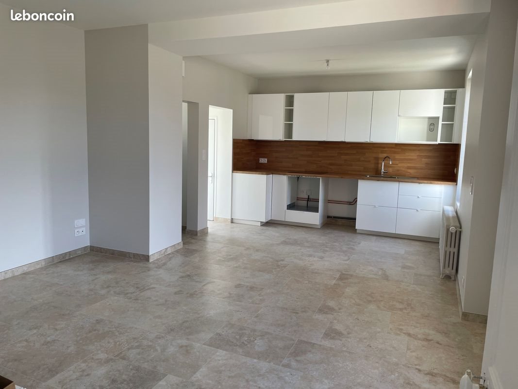 Maison à louer, 72m², Pressigny-les-Pins