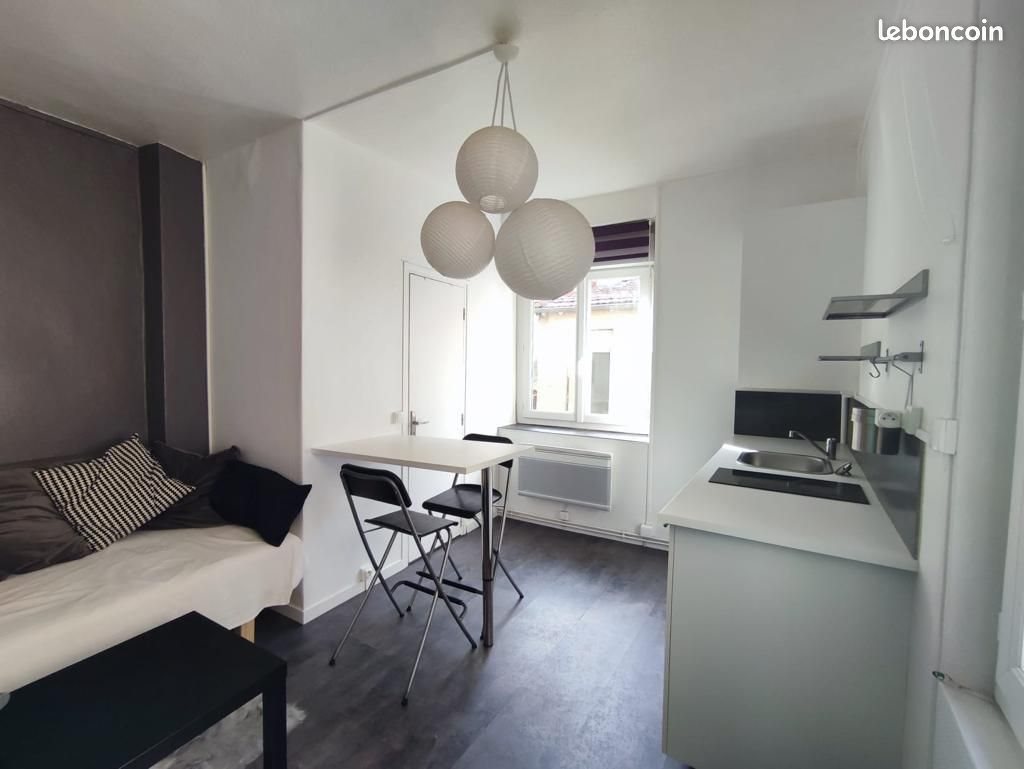 Appartement à louer, 14m², Saint-Etienne