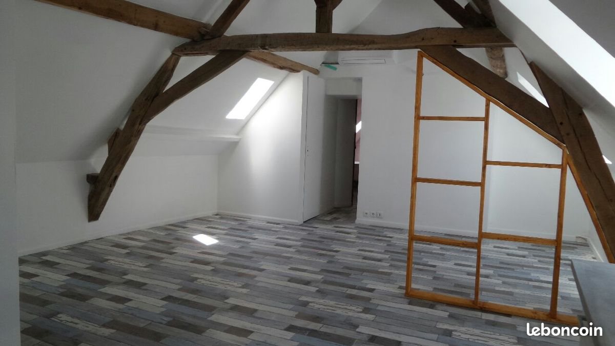 Appartement à louer, 65m², Autun