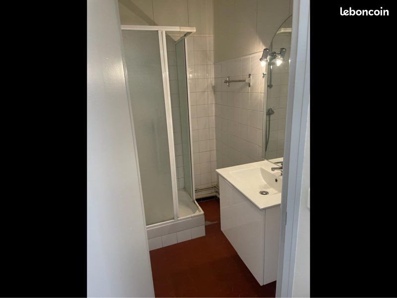 Appartement à louer, 35m², Marseille 5ème