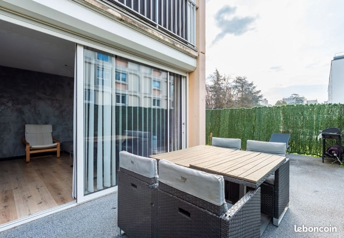 Appartement à louer, 71m², Décines-Charpieu