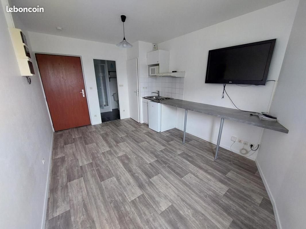 Appartement à louer, 17m², Reims