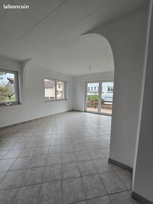 Appartement à louer, 76m², Eschentzwiller