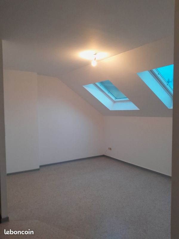 Appartement à louer, 70m², Folkling