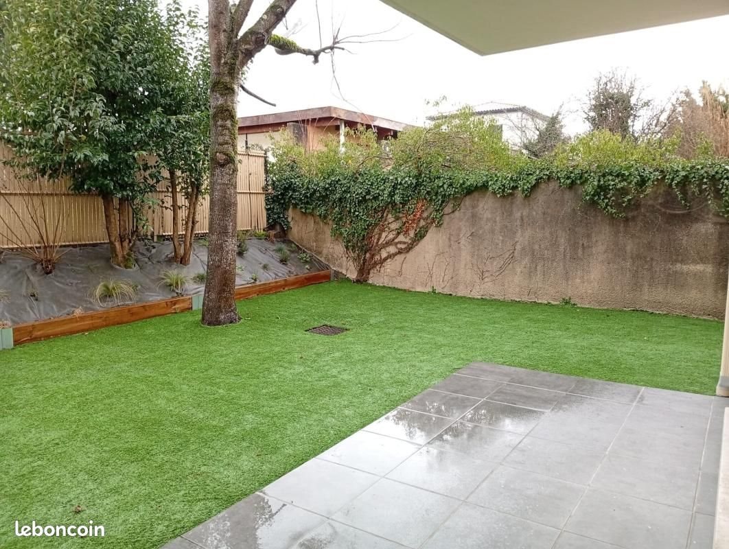 Appartement à louer, 65m², Lespinasse