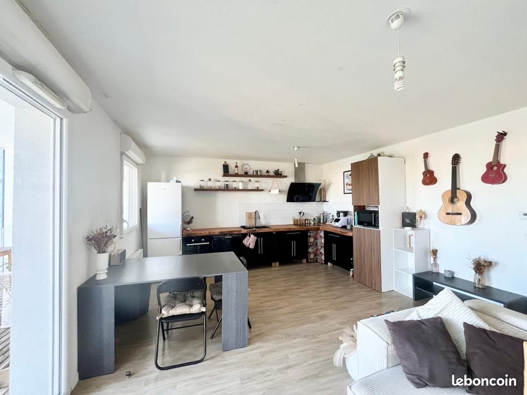 Appartement à louer, 64m², Bruges