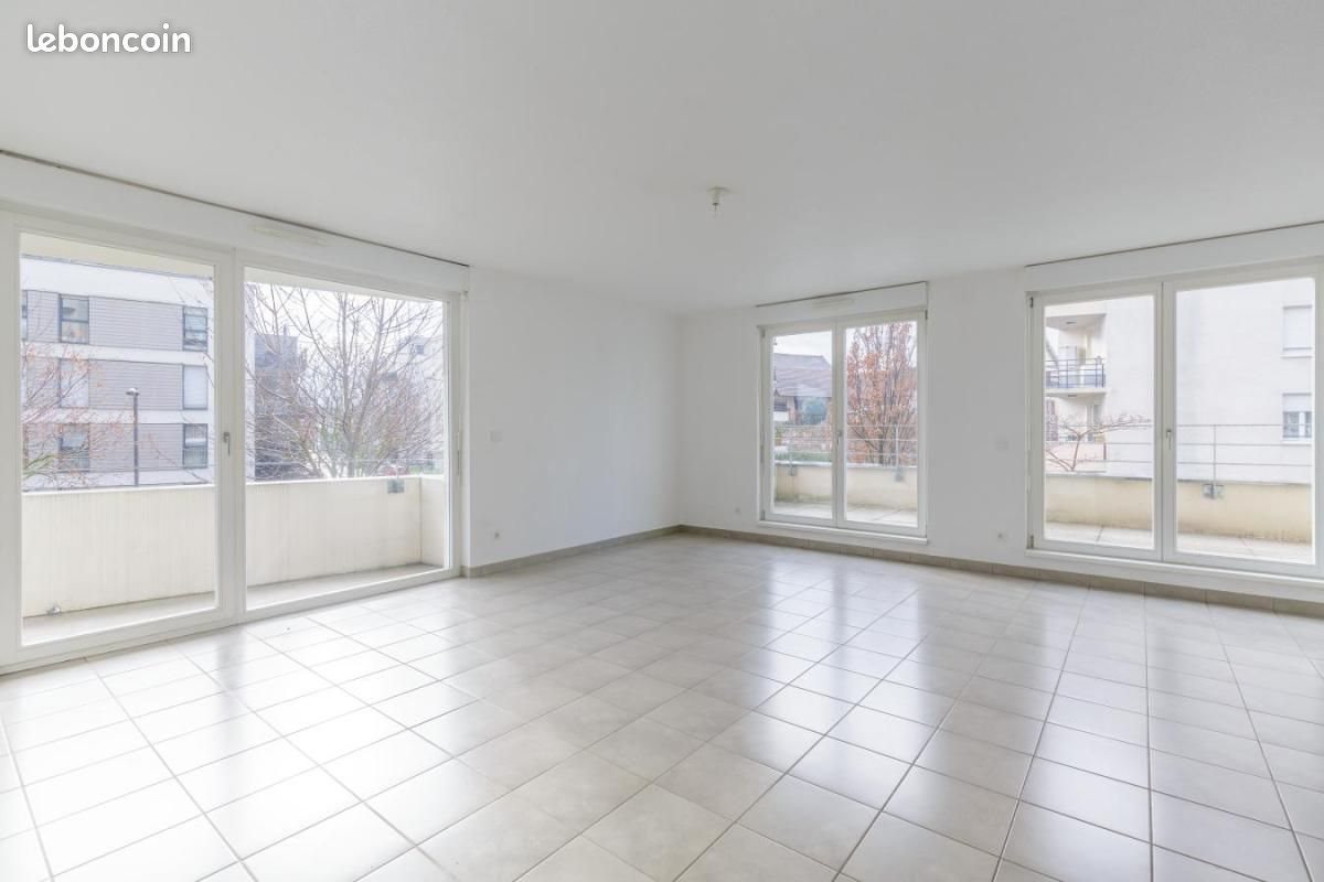 Appartement à louer, 71m², Hoenheim