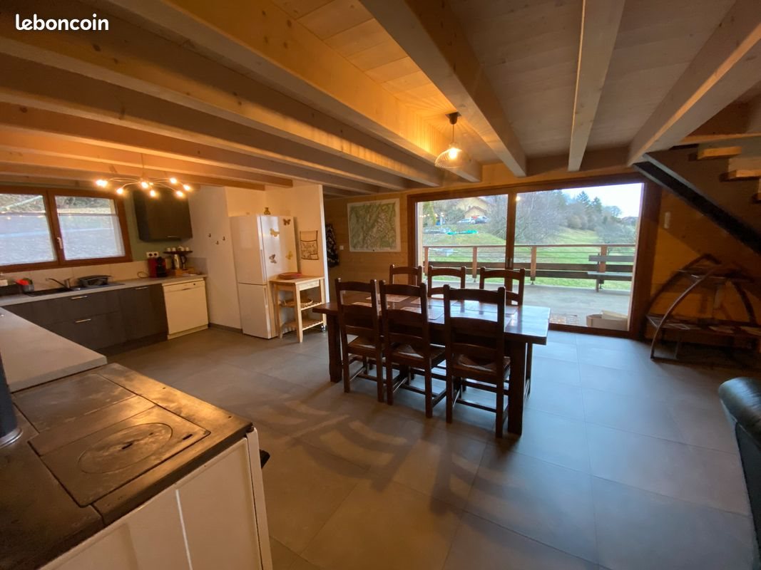 Maison à louer, 175m², Copponex