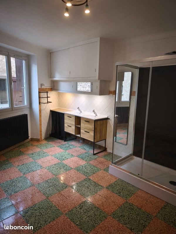 Maison à louer, 95m², Sisteron