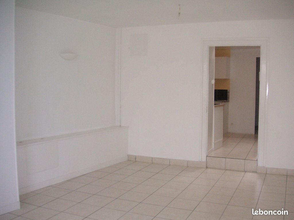 Maison à louer, 72m², Carentan
