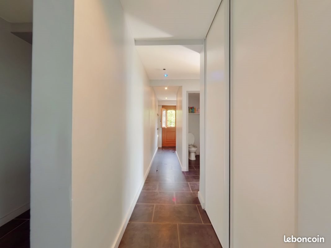 Appartement à louer, 99m², Neyron